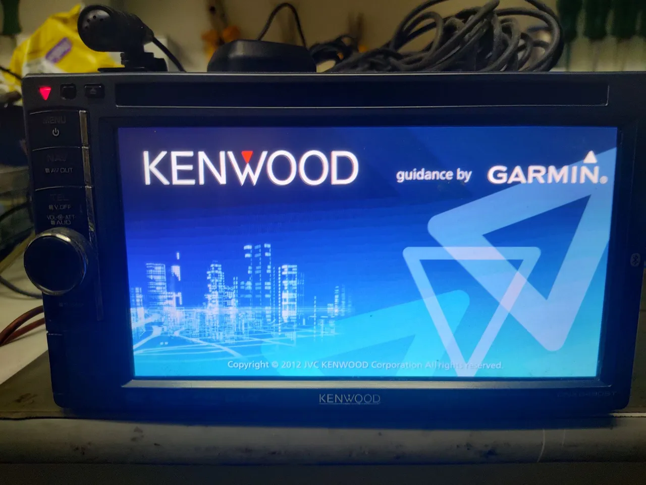 Central Multimídia Kenwood DNX6480BT com Garmin