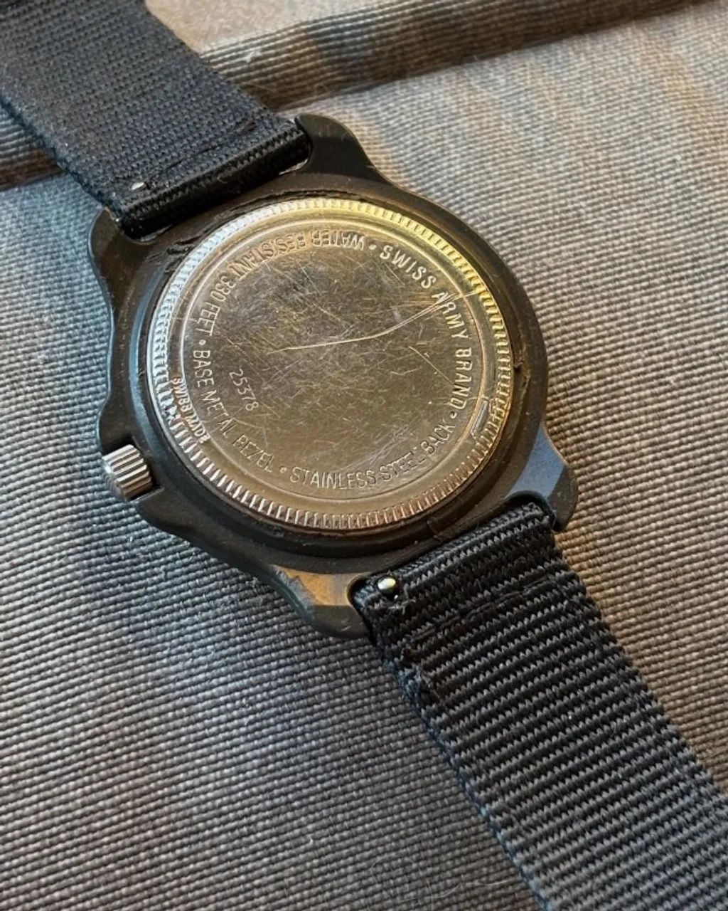 Vintage VICTORINOX SWISS ARMY 25378 Black Swiss Made - Anos 00s