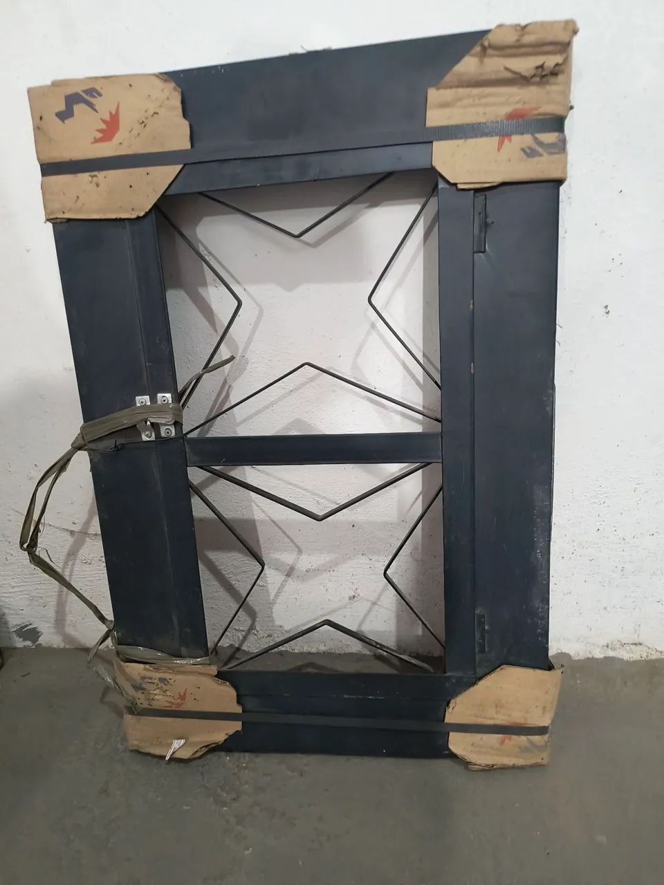 Janelinha de ferro