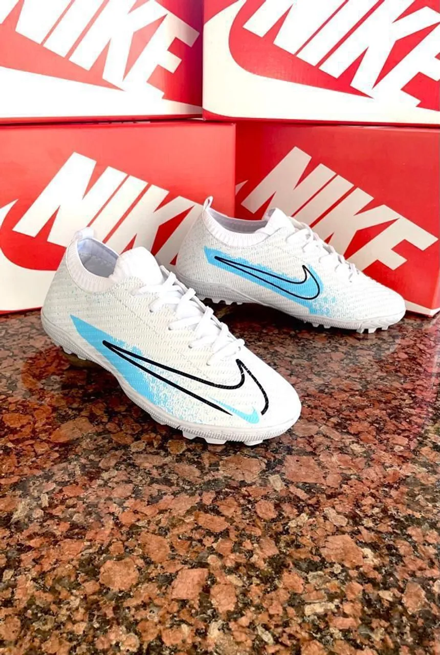 Chuteiras Nike Mercurial Vapor - Azul e Branco