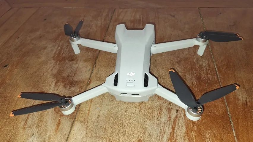 Drone Dji Mini 3 Standard, Resolução da câmera 4K, Tempo máximo de voo: 38m - Foto 3