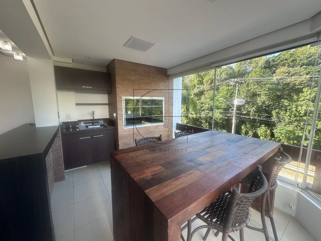 Apartamento com 3 dormitórios para locação anual