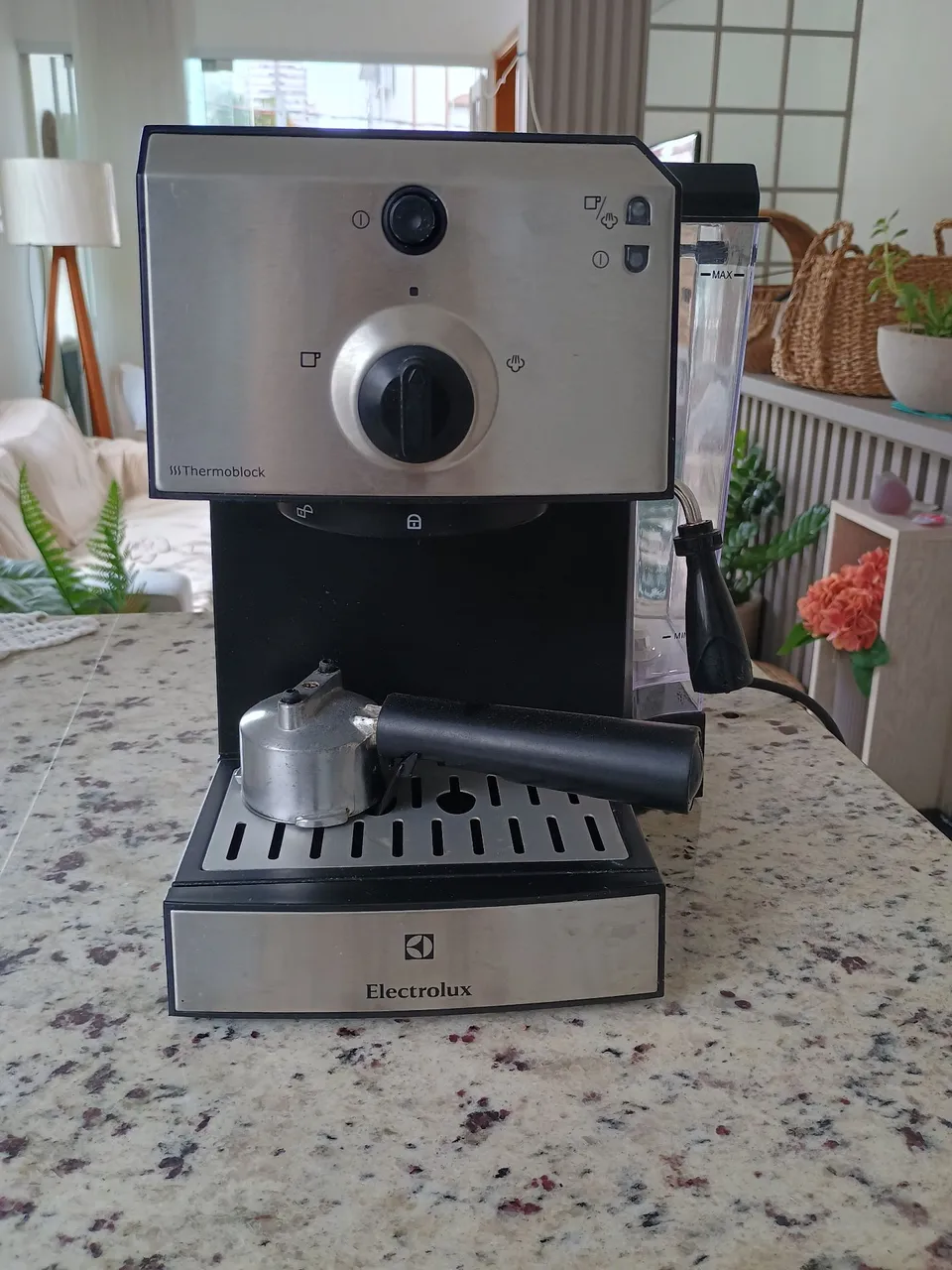 Cafeteira Espresso Electrolux Thermoblock