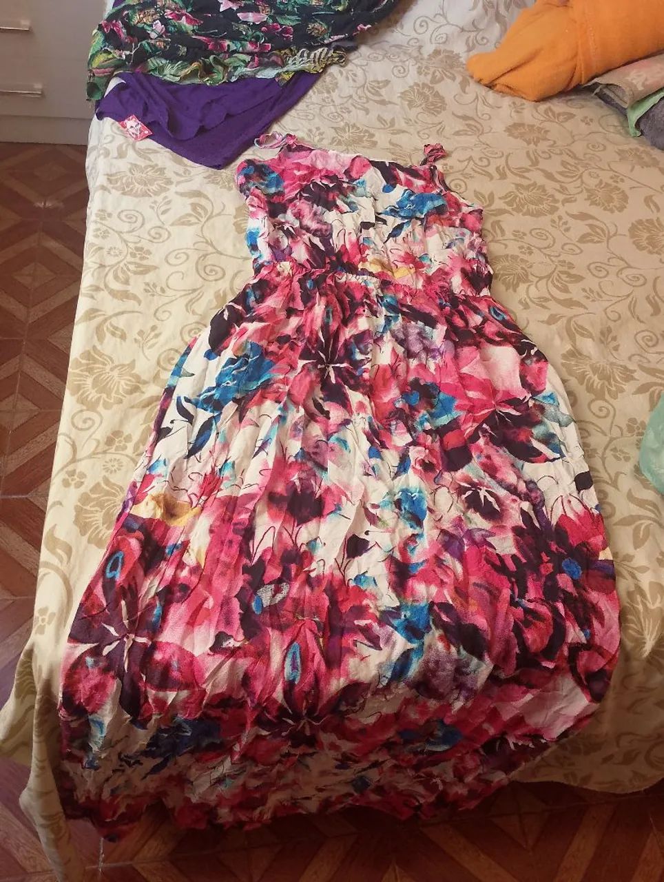 Vestido floral feminino