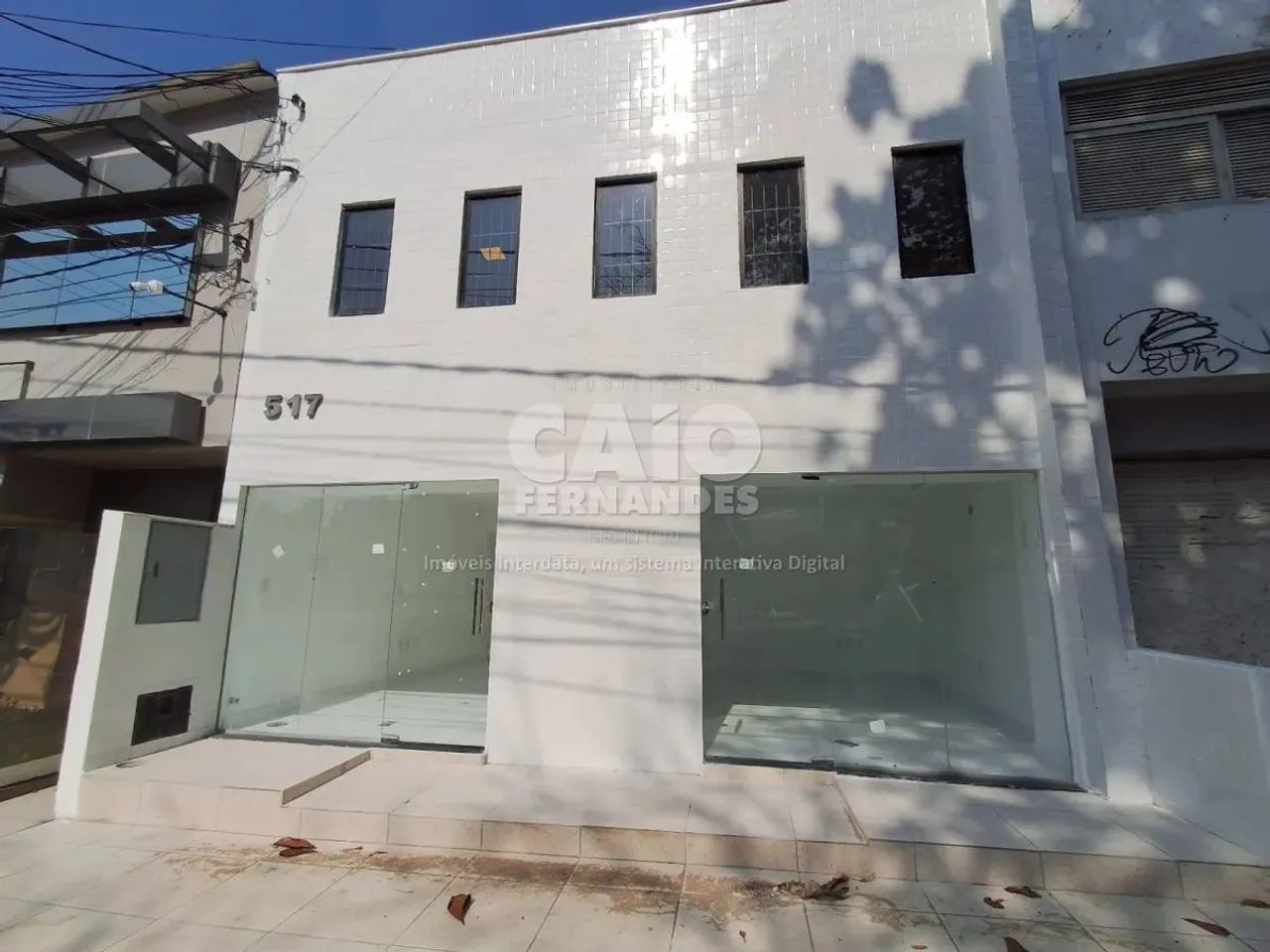 Prédio comercial no Tirol