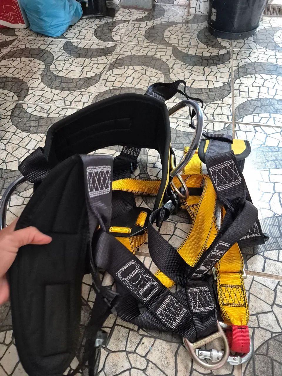 Kit Cinturão paraquedista+talabarte+ capacete. Aceita cartão - Foto 2