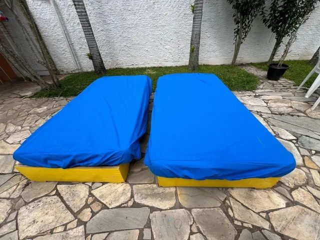 2 Camas com Colchão - Perfeitas para Quarto ou Área Externa - Confortáveis e Reforçadas! - Foto 3
