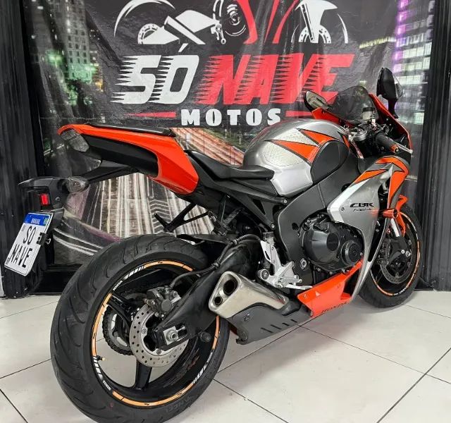 Honda Cbr 1000RR FireBlade 2010 - Foto 3