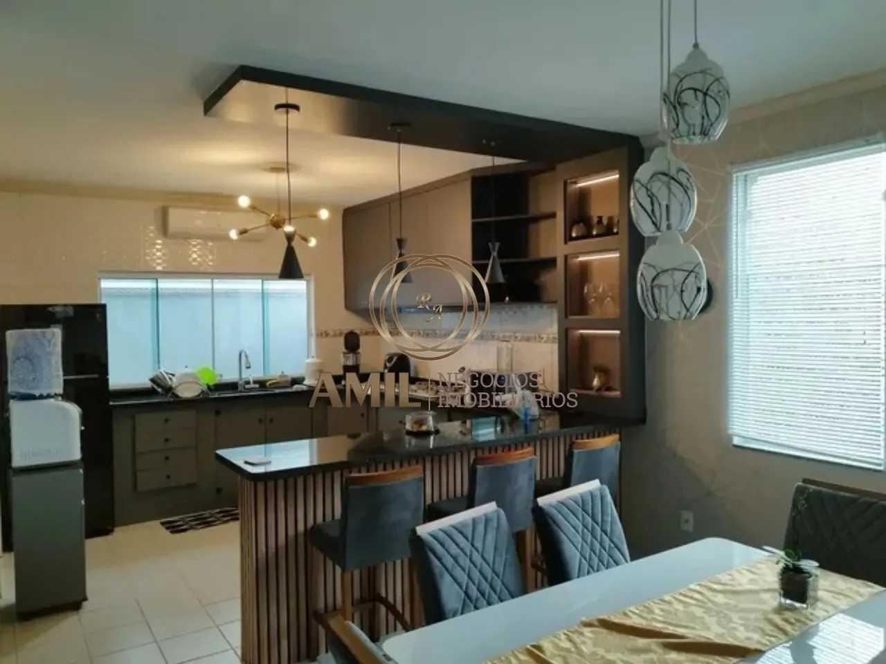 LJR RA AMIL ALUGA Casa, 03 Suítes, Mobiliado, 300m², Jardim Oásis, Piracangaguá, Taubaté