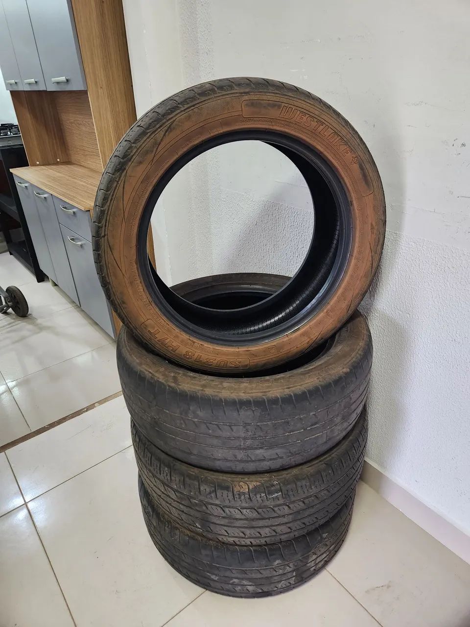 Pneu 18 225/55/18