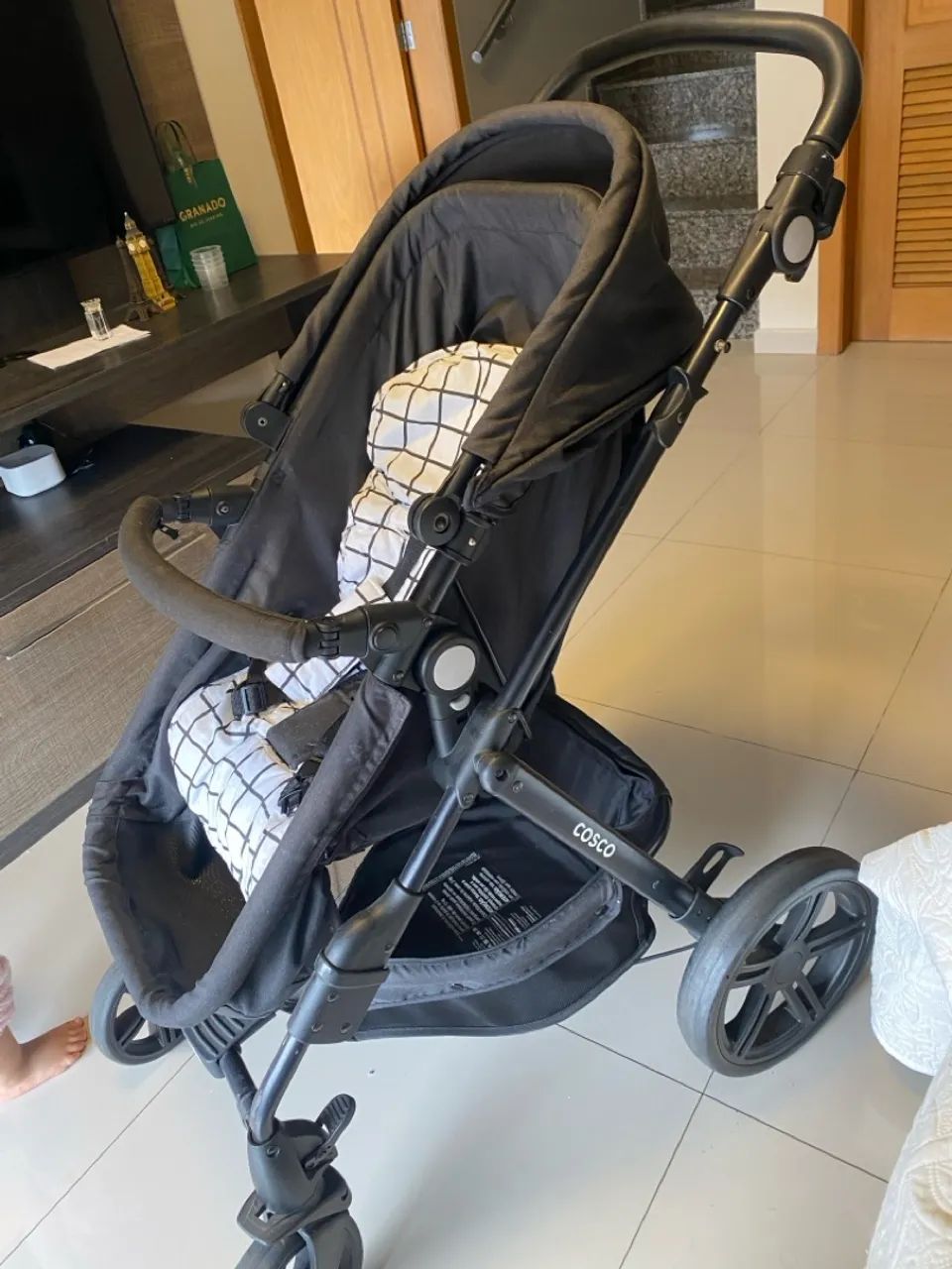 Carrinho de bebê Moisés marca Cosco - Foto 2