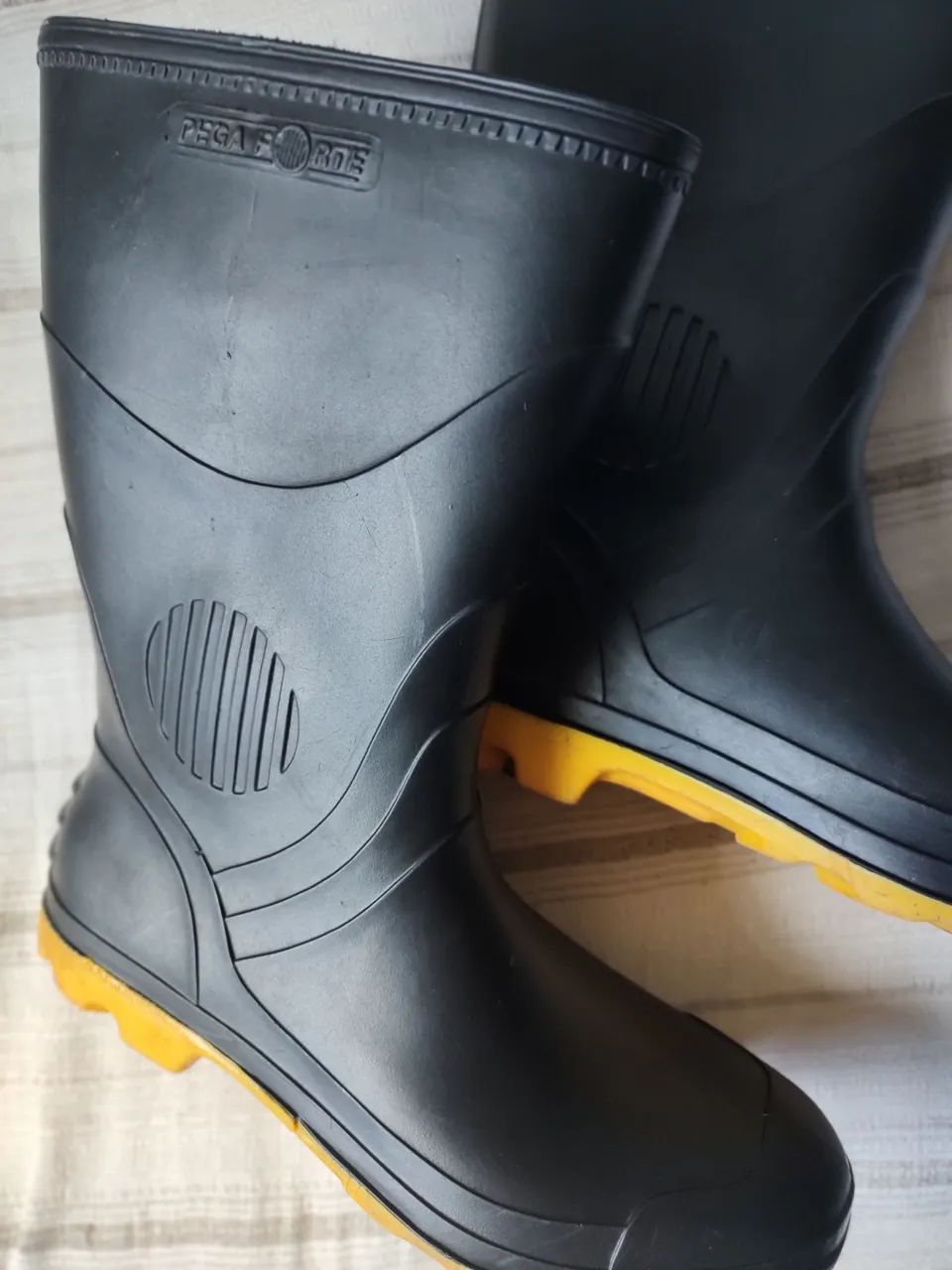 Bota de Borracha Pegafort - Para Serviços Pesados!  - Foto 3