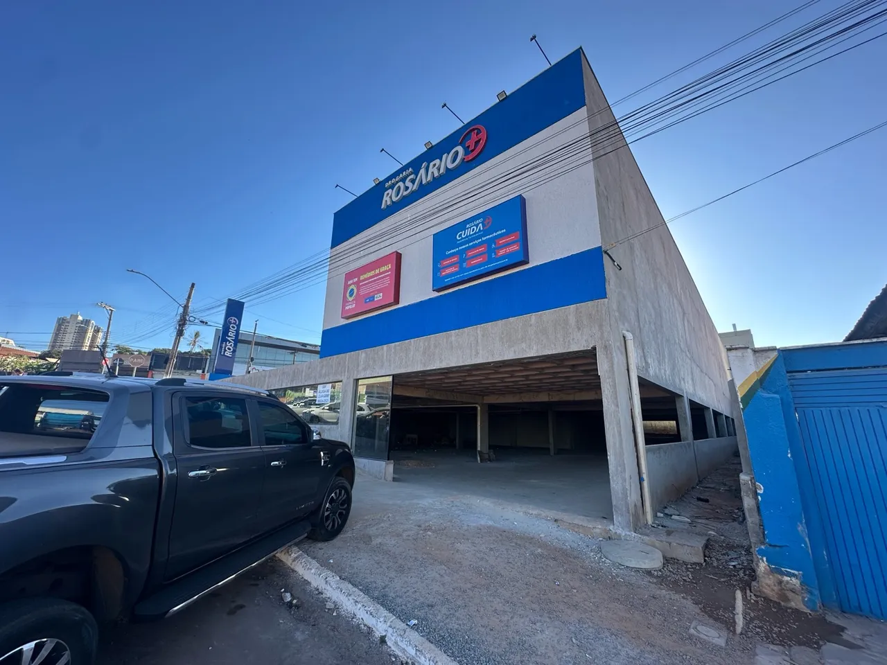 Loja no Centro de Luziania- 600M2- Será Entregue Reformada- Ler o Anúncio