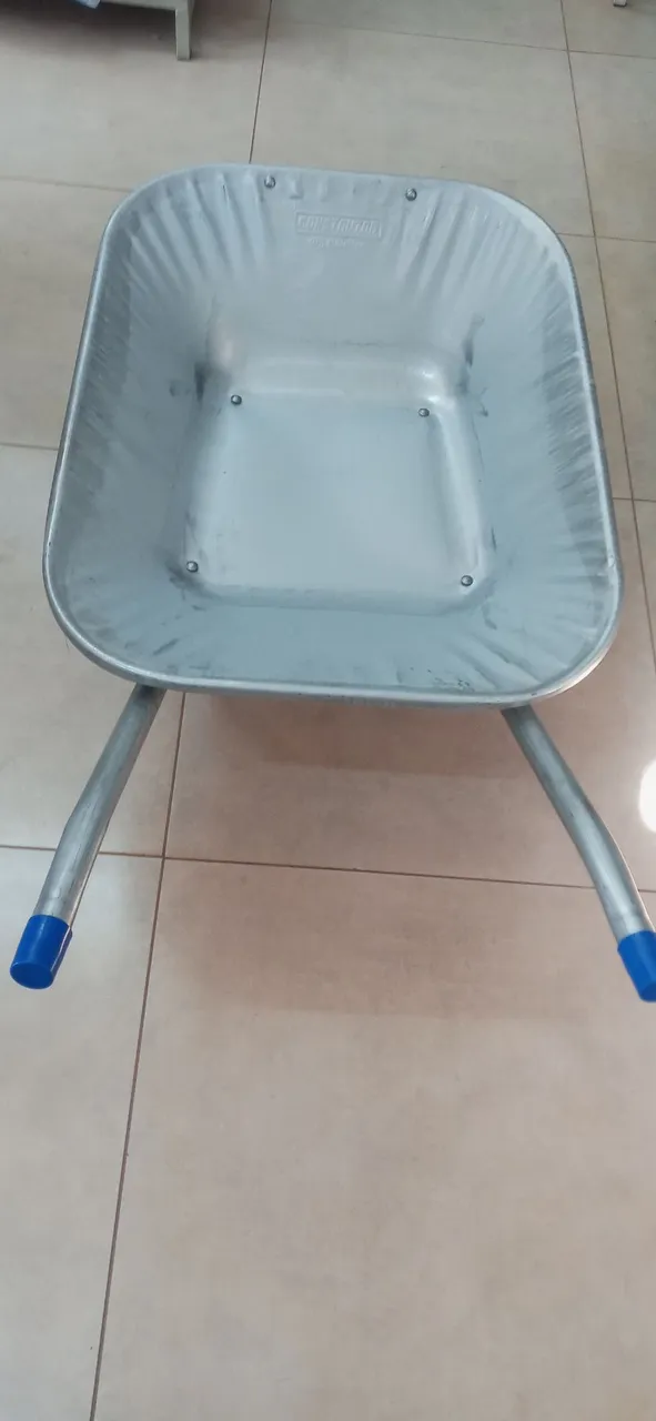 Carrinho de mão de metal GALVANIZAD0 60L