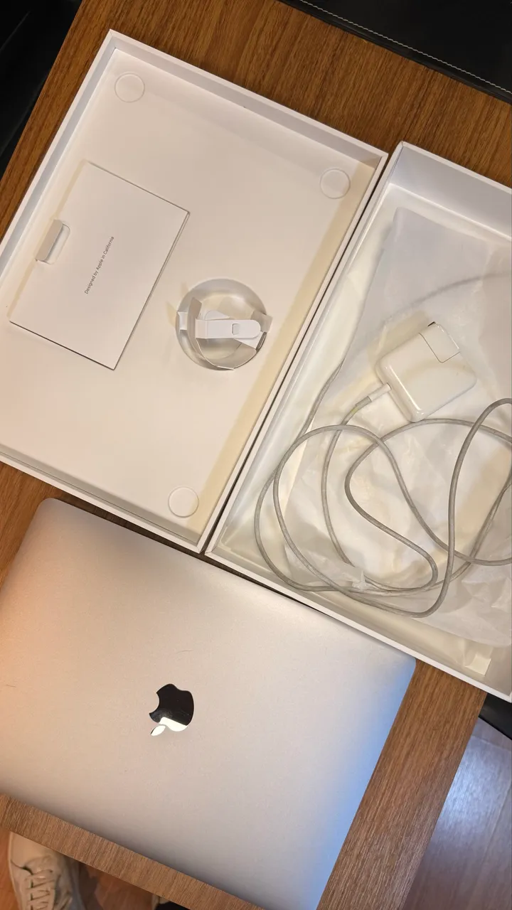 macbook air 13 2020