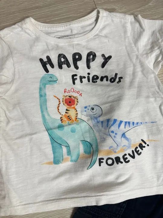 Conjunto de roupa infantil - Camiseta e shorts menino  - Foto 2