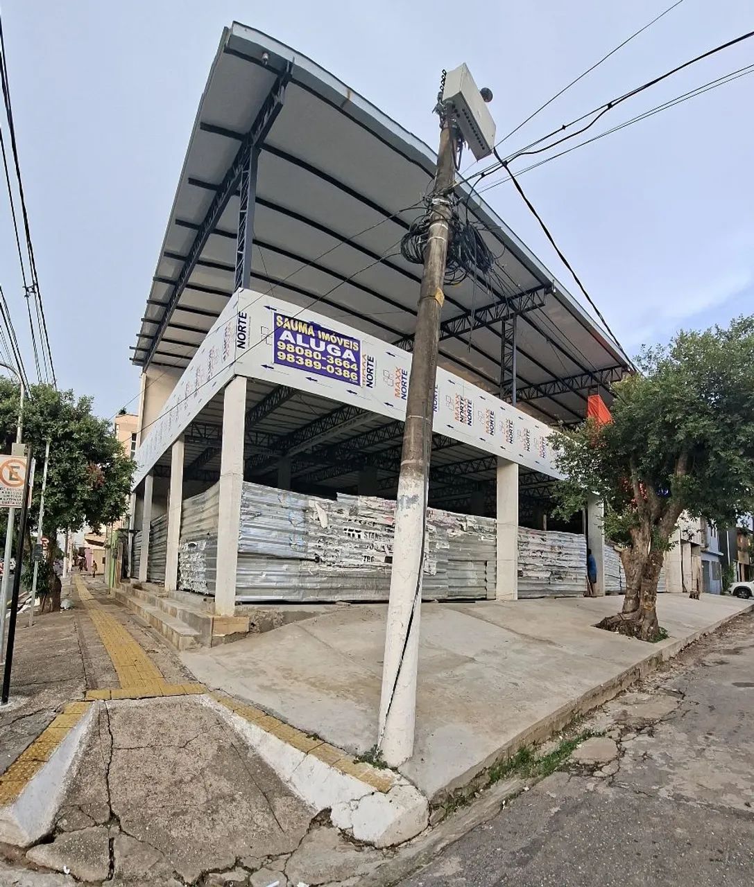 Alugo Prédio de Esquina - Foto 2