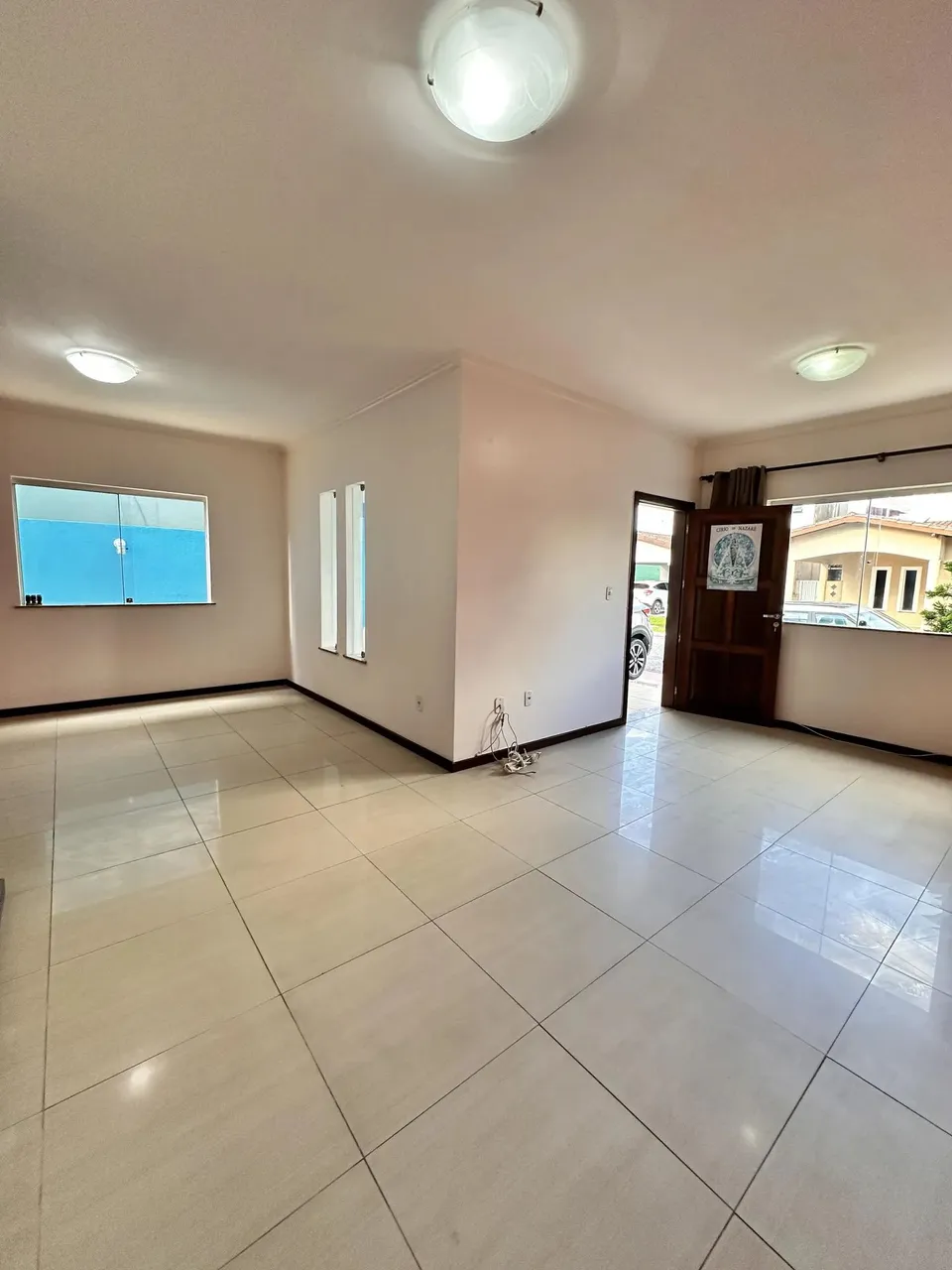 Eliane Franco aluga com exclusividade Casa no Cidade Jardim I - R$ 7.500,00 (IPTU e condo