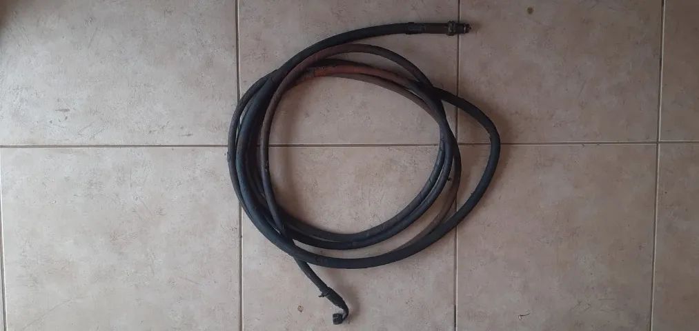 Mangueira 3/4 com conexões, usada funcionando, valor unitário, tenho 2 peças de 6,5 mts - Foto 2