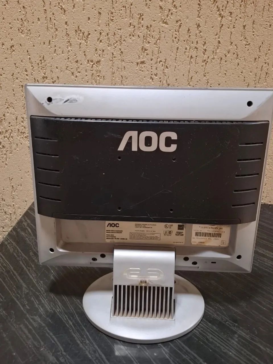 Monitor AOC LCD 15 polegadas LM522  - Foto 2