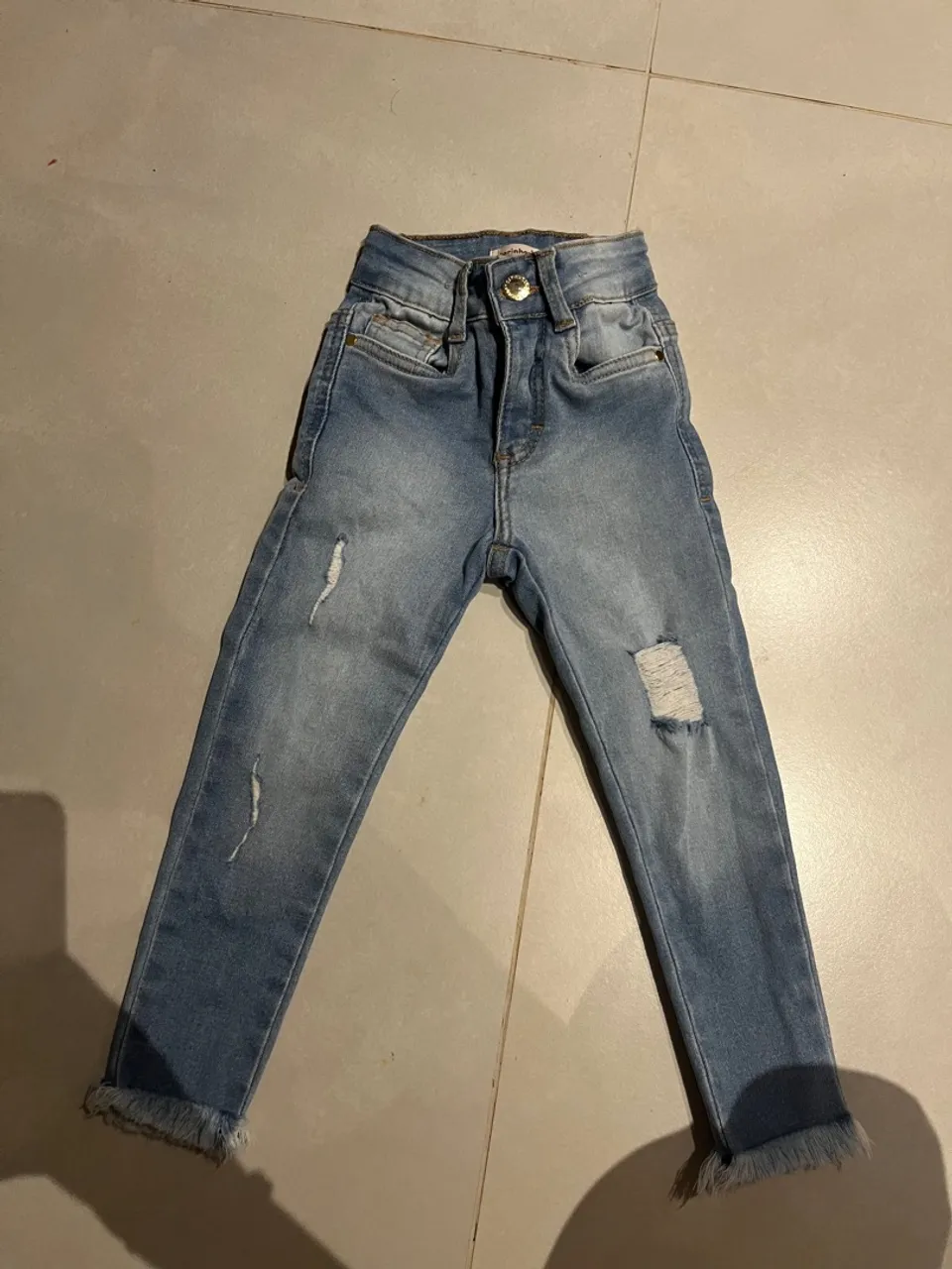 Vendo calça jeans menina, tamanho 2