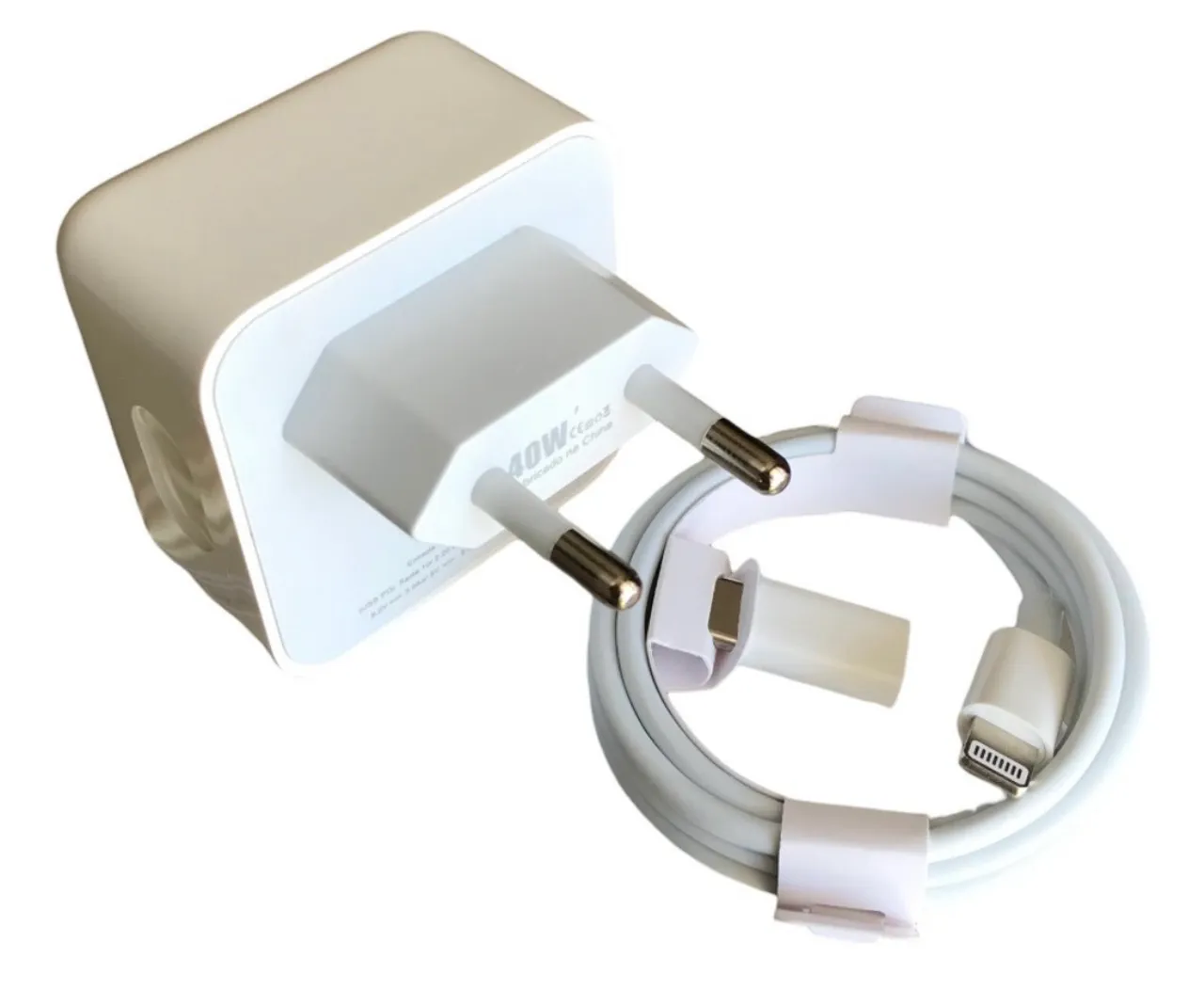 Carregador 40W + Cabo Lightning para iPhone - Novo!