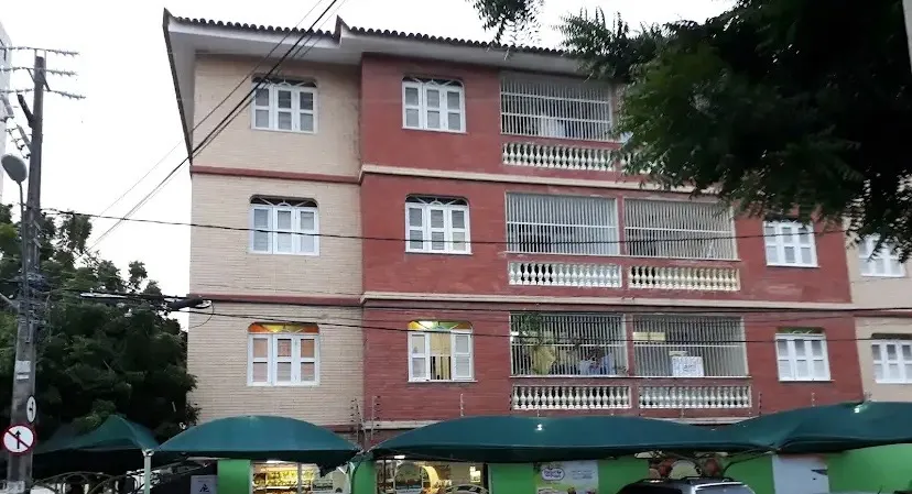 quartos disponíveis em apto mobiliado no meireles.