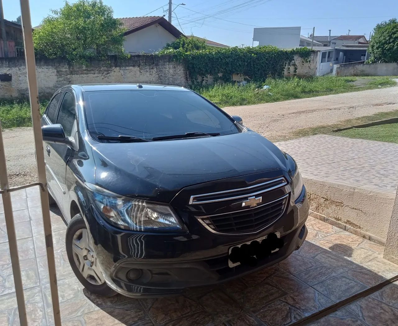 Onix lt 10 8v completo 130.000 km em ótimo estado de conservação. - Foto 2