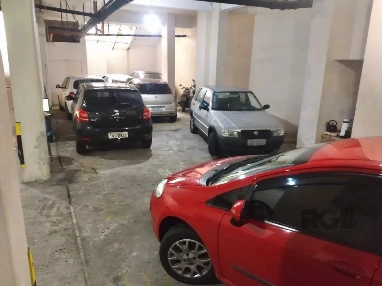 Estacionamento a venda em Edifício no Centro Histórico com 531 metros privativo