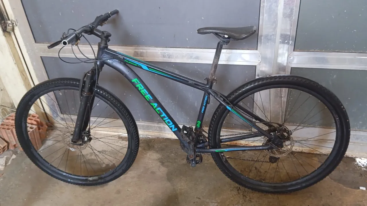 Bicicleta Free Action - Ideal para exercícios ou lazer