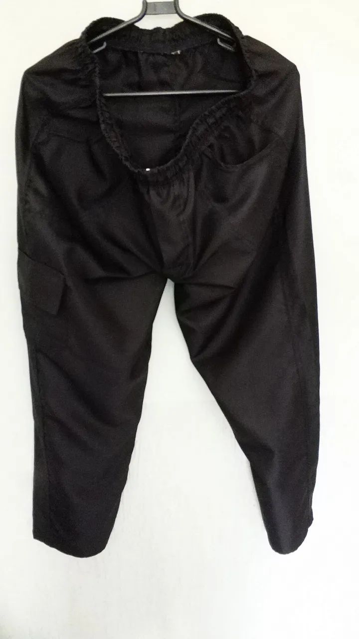 Calça de Brim preta GG