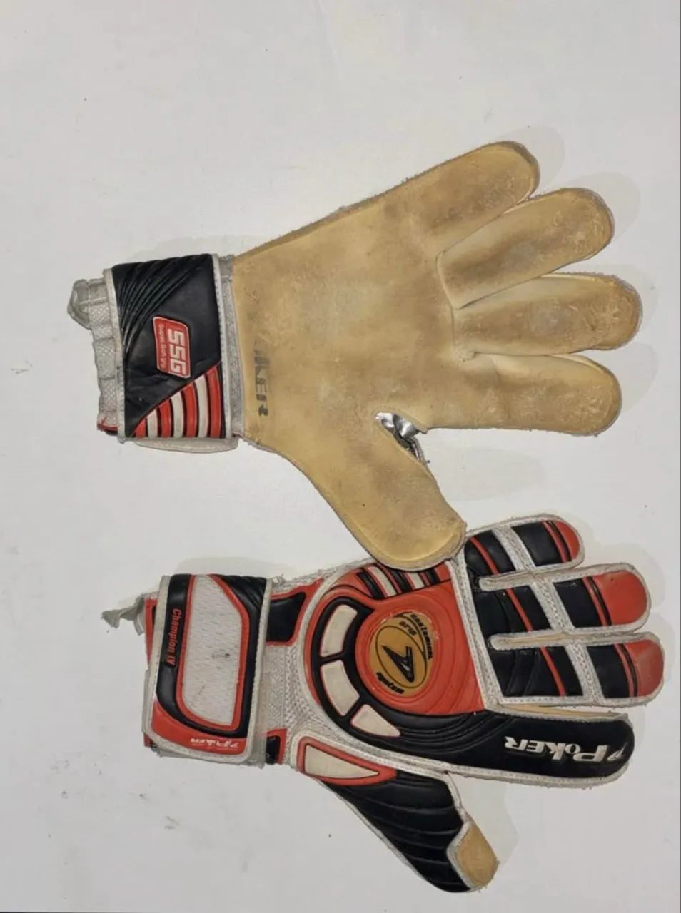 Luva de goleiro  - Foto 2