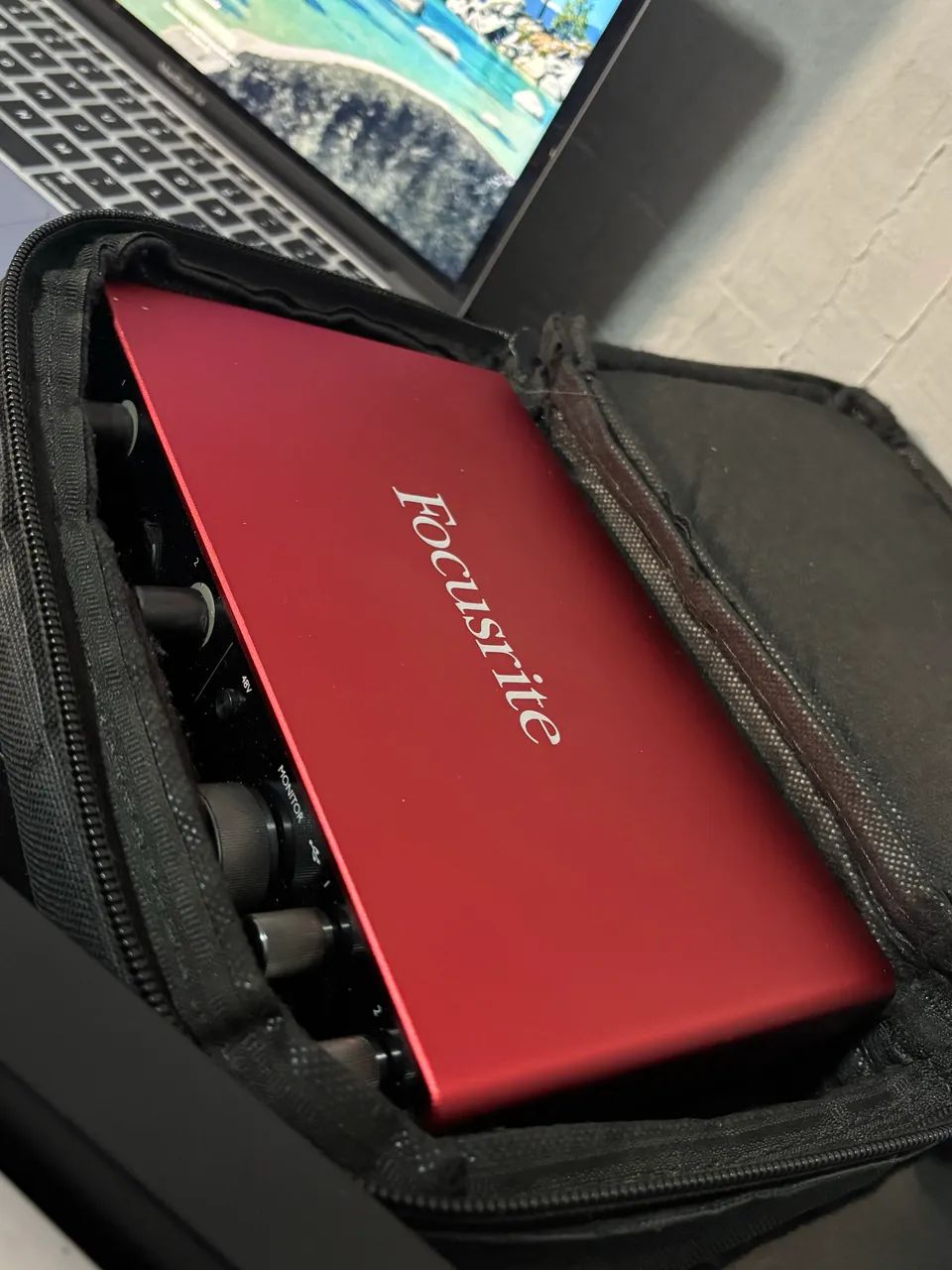 Placa de áudio Focusrite 8i6 - Foto 4