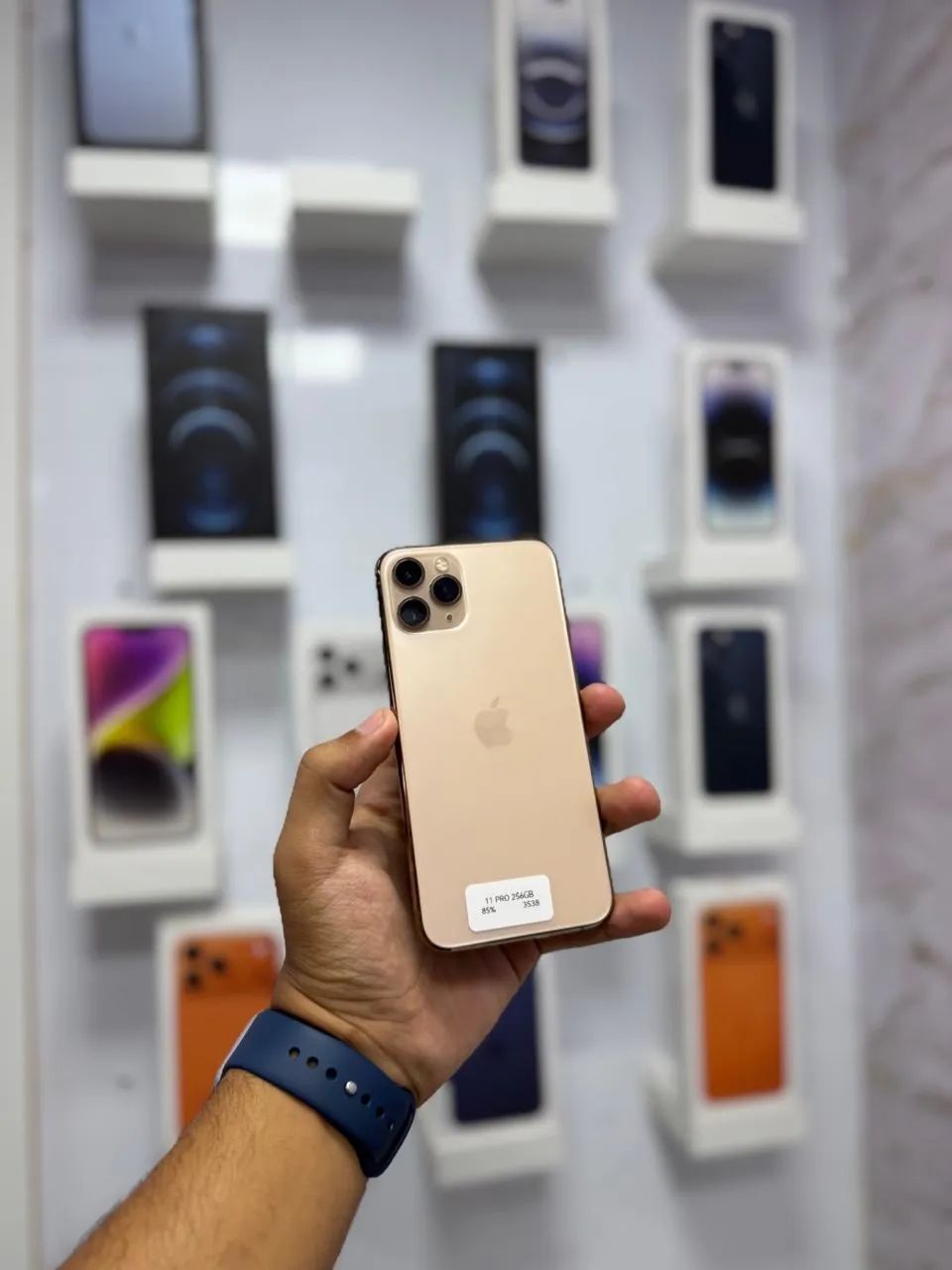 IPHONE 11 PRO 256 GB - 1.650,00 - Celulares e Smartphones