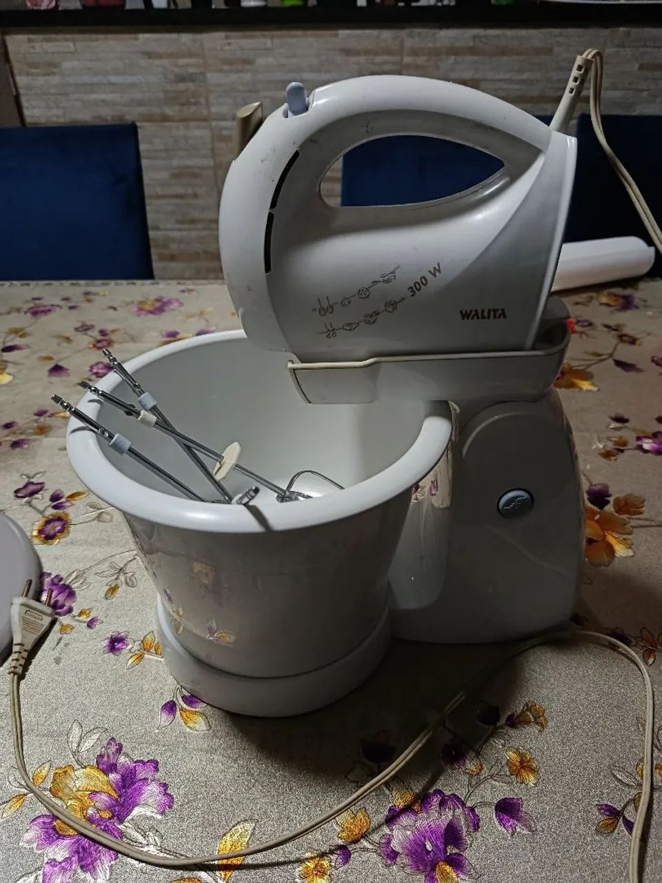 Vende-se batedeira 