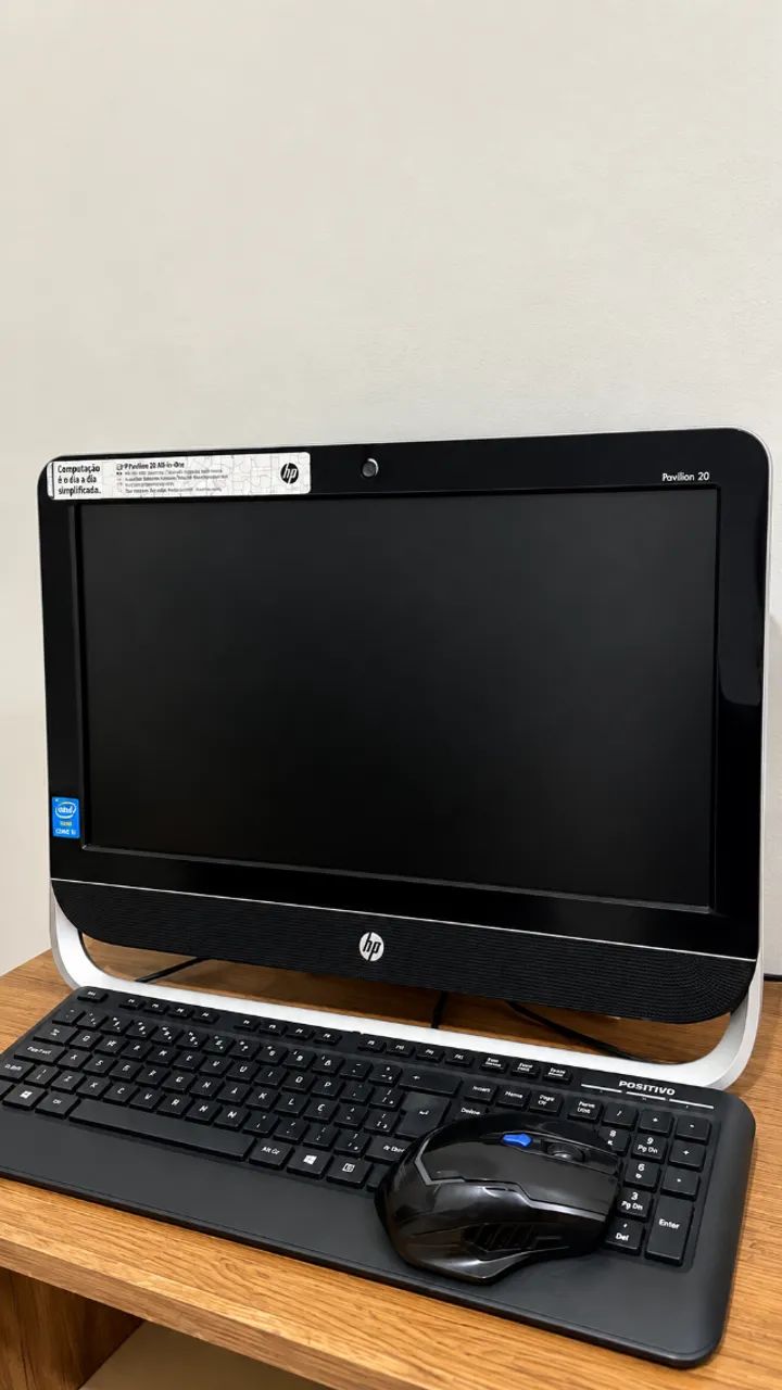 Computador All-in-One HP Pavilion 20? Intel Core i3 + Teclado e Mouse