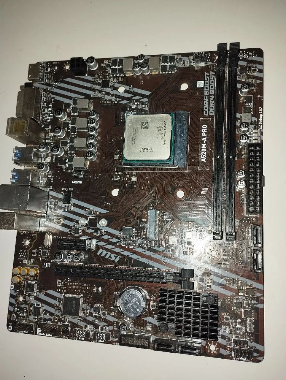 Kit processador, placa mãe mãe, water cooler e teclado mecânico