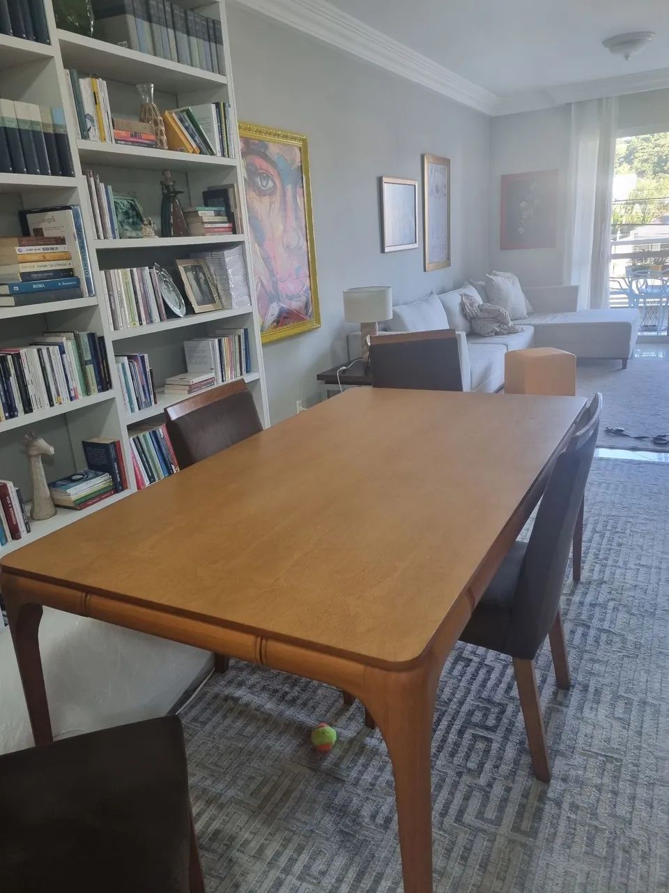 A mesa 1:85 por 1:05 - Foto 2