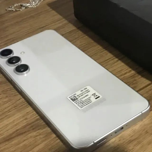 Samsung Galaxy S24 FE ? 128GB - Foto 2