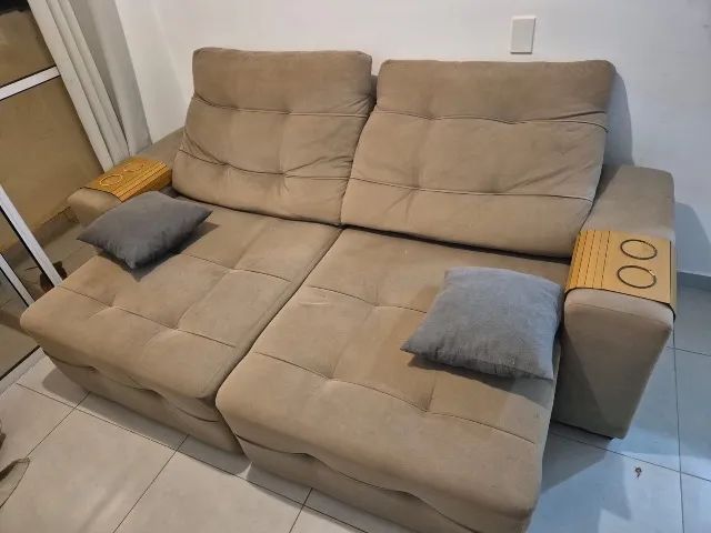 Sofá retrátil 4 lugares 