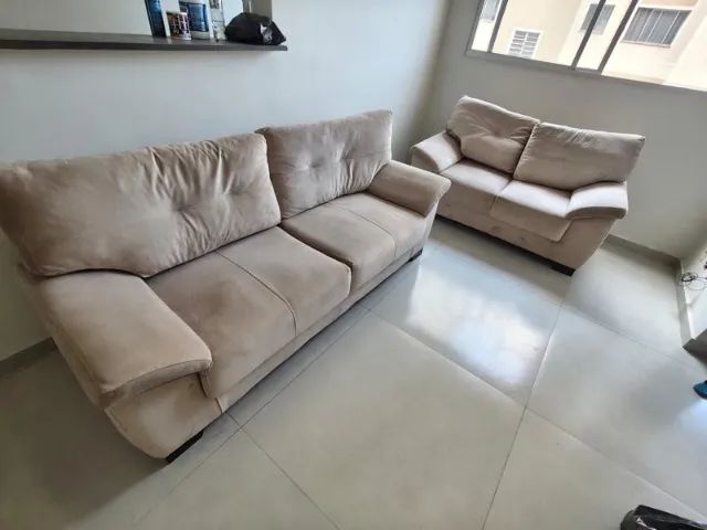 Conjunto sofá 2 e 3 lugares almofadas soltas