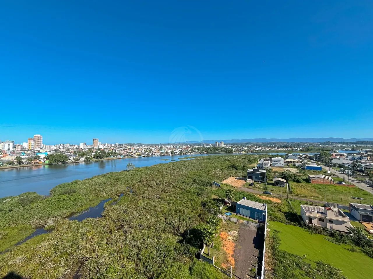 Apartamento de 02 dormitórios com vista para o Rio. - Foto 5