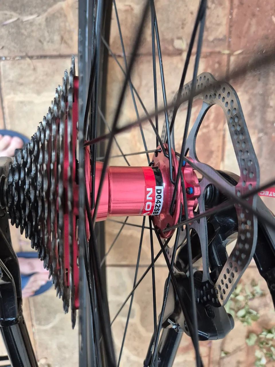 Bicicleta Aro 29 First com upgrade Shimano Deore - Foto 3