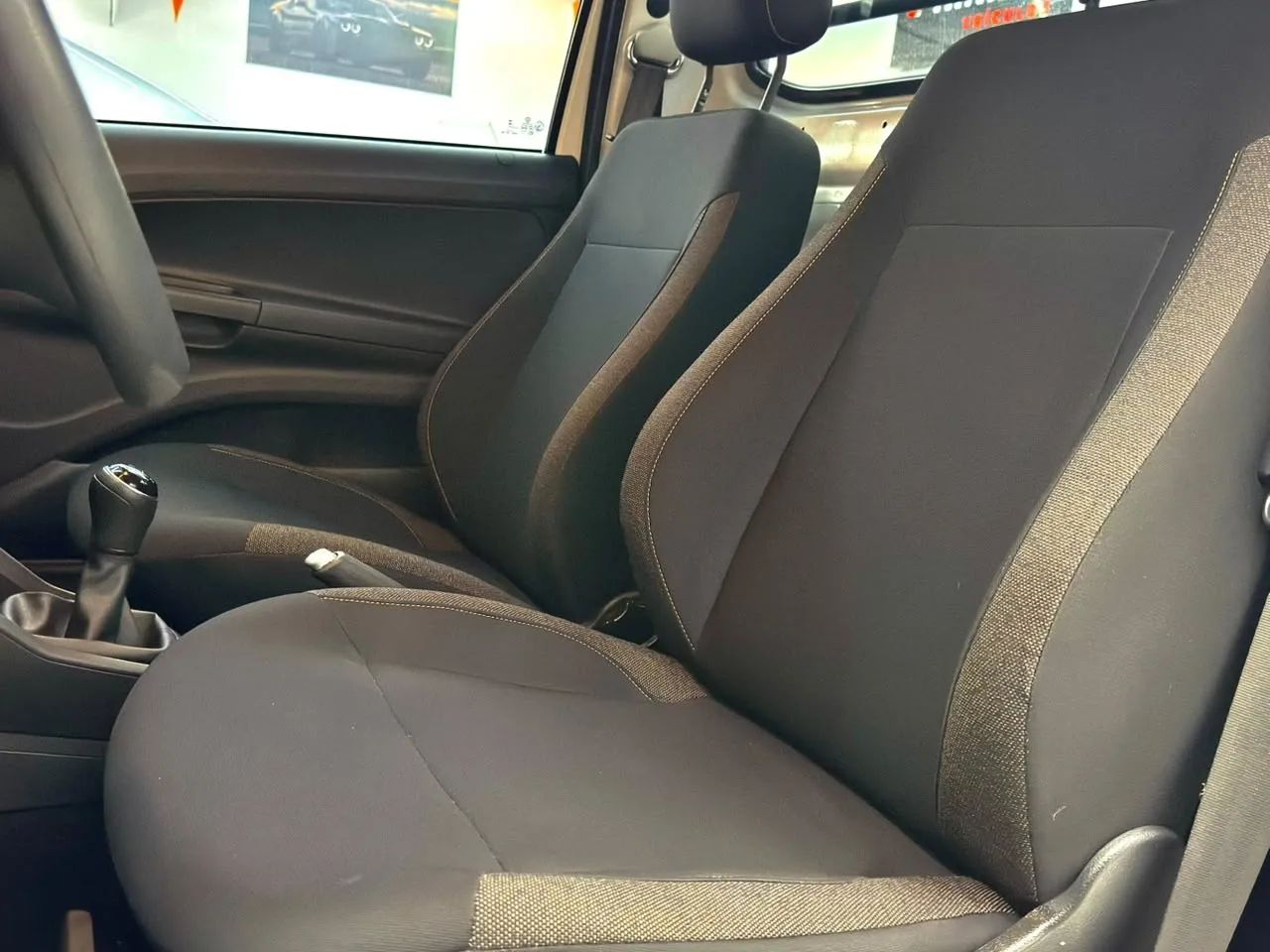 Volkswagen Saveiro Robust 1.6 Total Flex 8V, foto 7 de 19