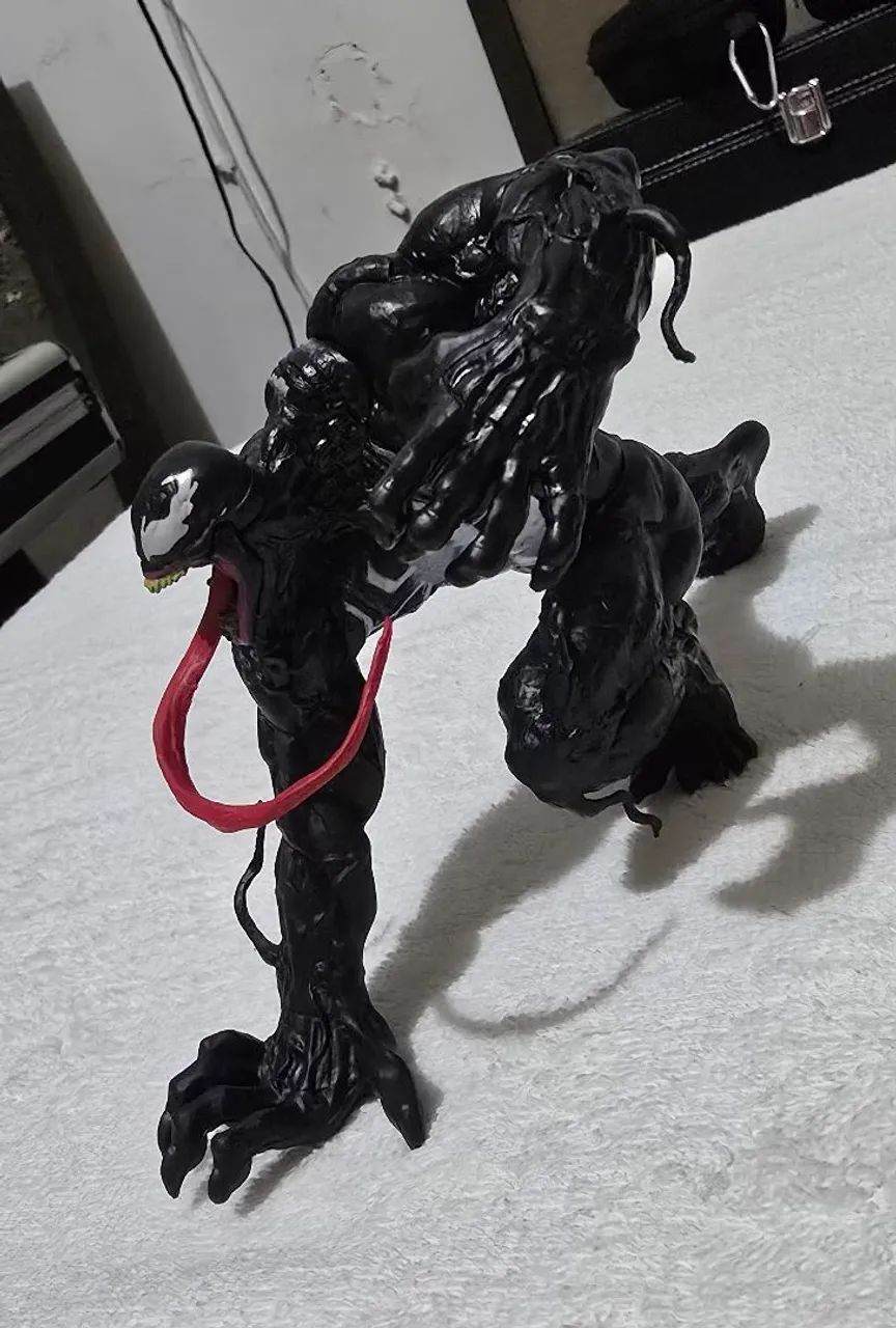 Action figure do Venom  - Foto 3