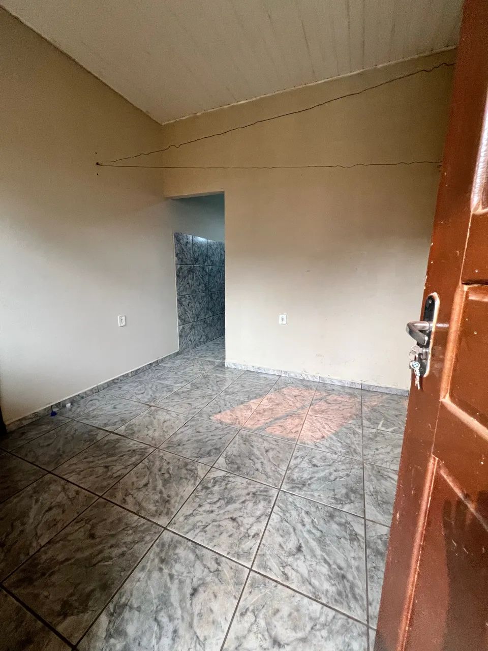 ALUGA-SE APARTAMENTO NA BAIXA DA HABITASA - Foto 4