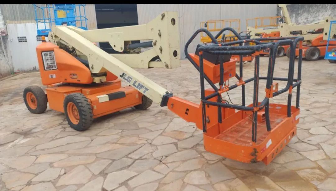 Plataforma Articulada elétrica E45. - Foto 3
