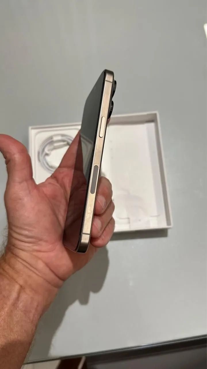 iPhone 15 Pro-Max 256Gb - Semi Novo  - Foto 2