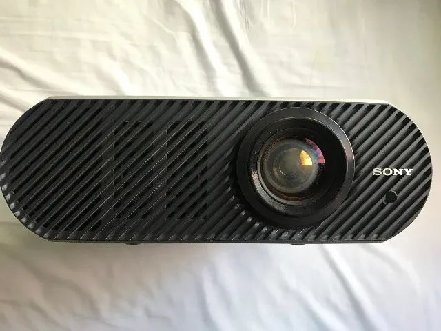 projetor sony vpl-hs60 para retirada de peças com defeito aceito trocas - Foto 3