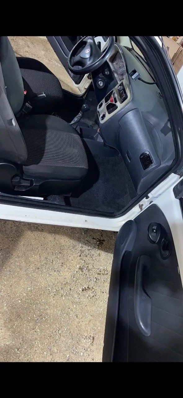 Fiat Strada 1.4 MPI Fire Flex 8V CS 2011 - Foto 4